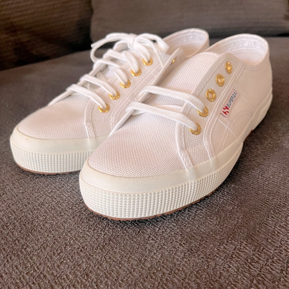 2750 COTU Classic Sneaker